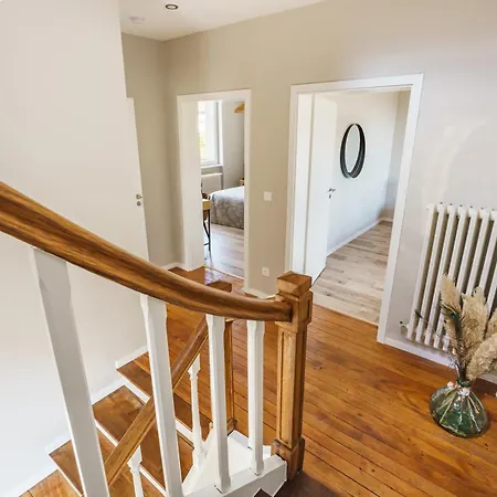 La Maison Du Douanier Apach