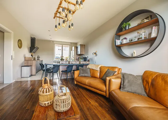 La Maison Du Douanier *