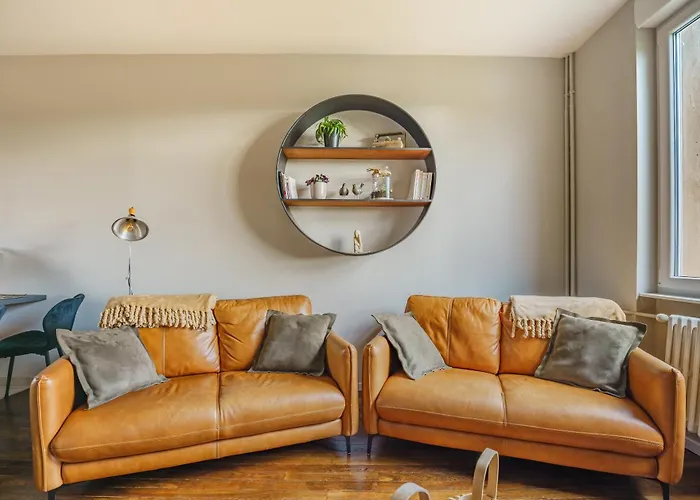 La Maison Du Douanier Apach