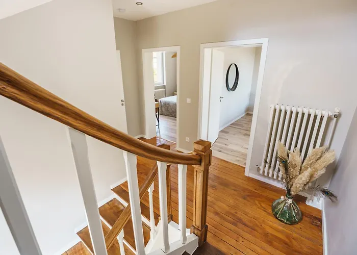 La Maison Du Douanier Apach