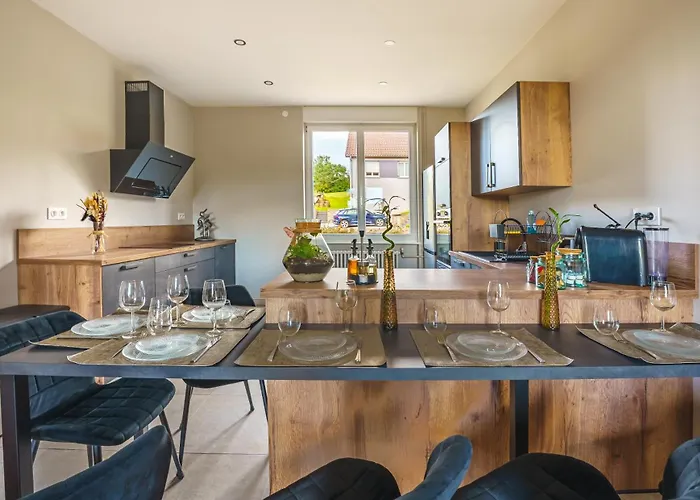 La Maison Du Douanier * Apach